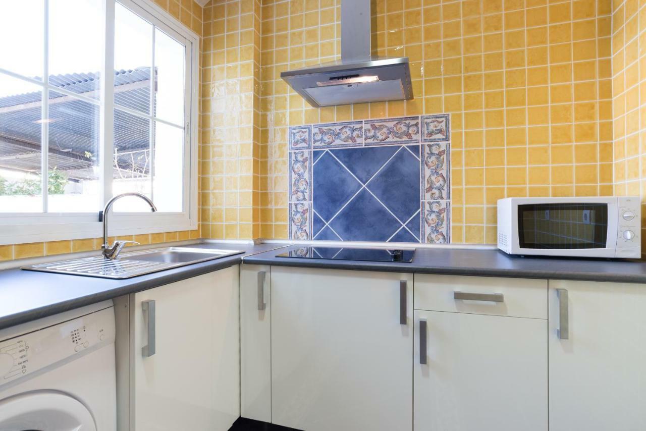 Gr2-Large Groups Apt-Walking Distance To Old Town Apartment Malaga Exterior photo